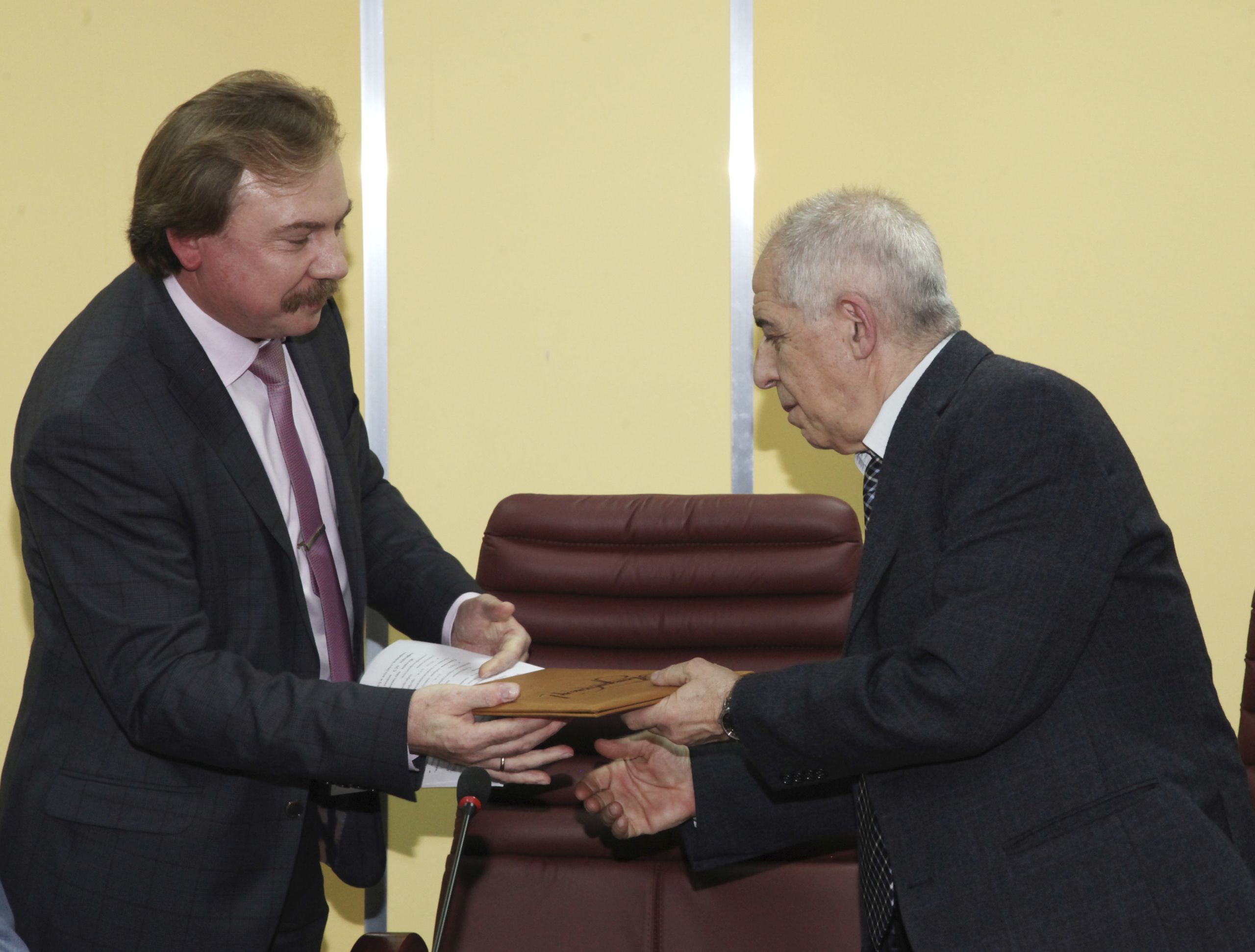 2015-11-30 142315 0022