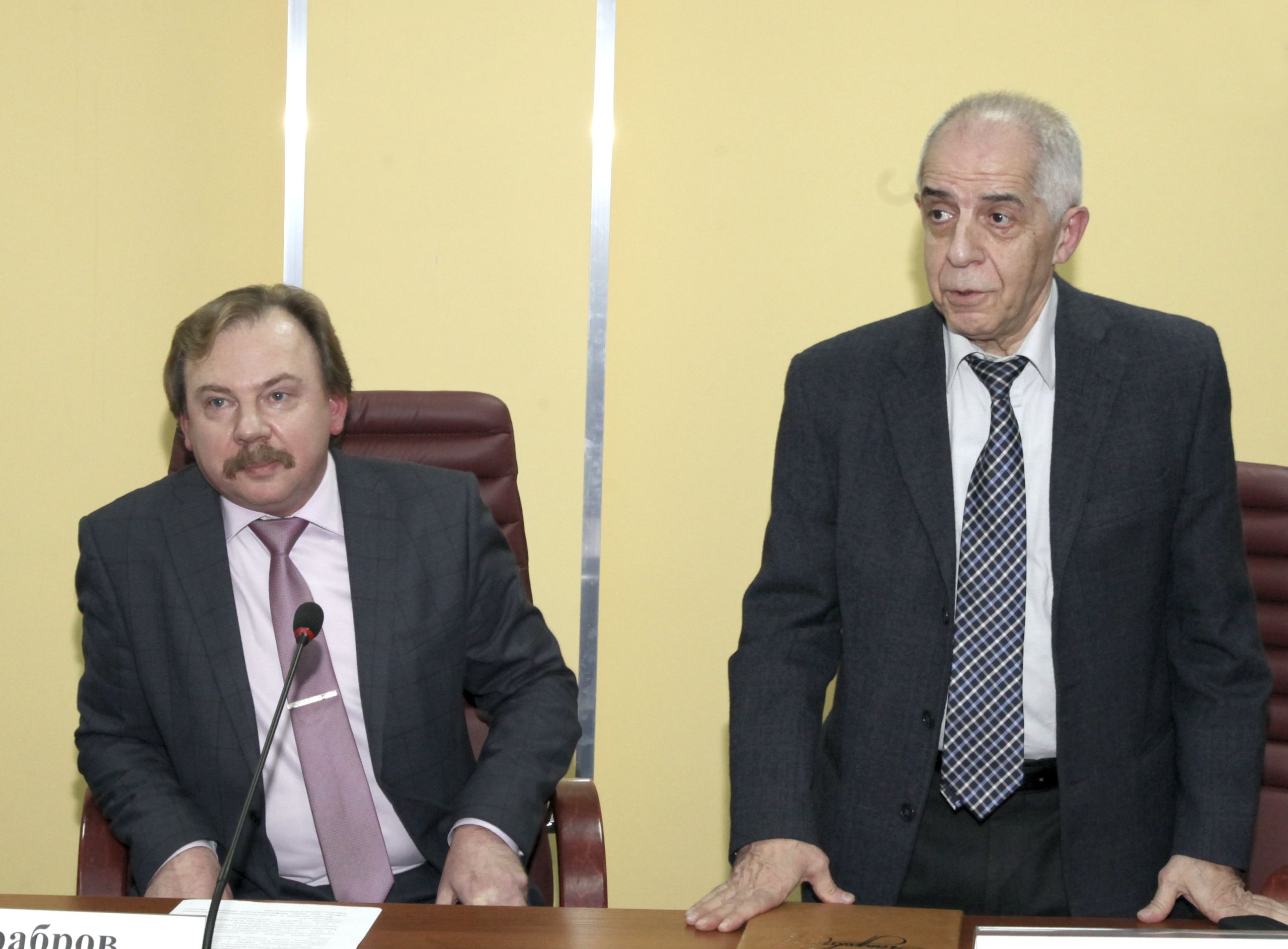 2015-11-30 142331 0024