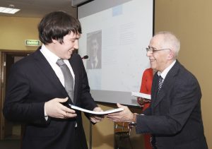 2015-11-30 151216 0029