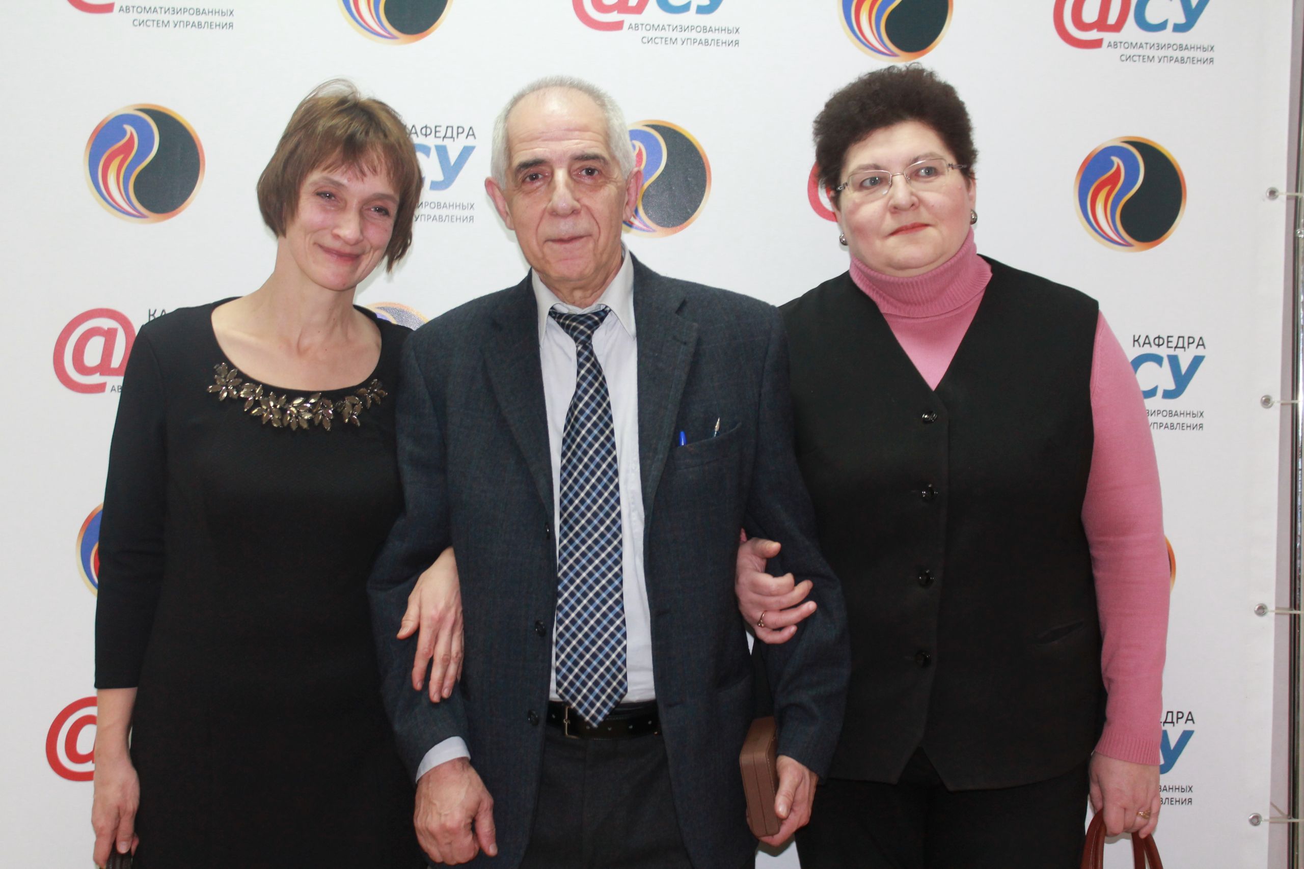 2015-11-30 185318 0011