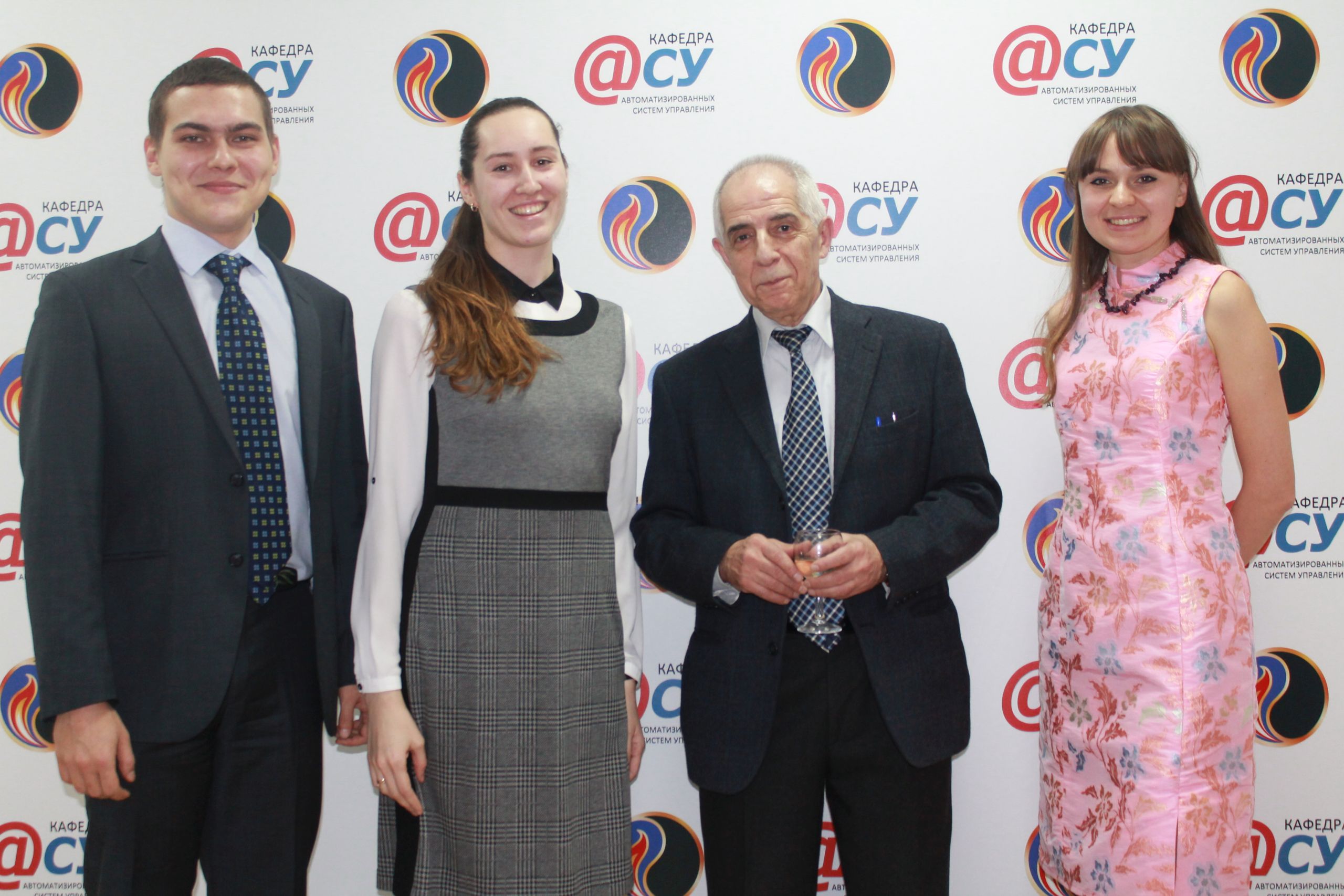 2015-11-30 202337 0013